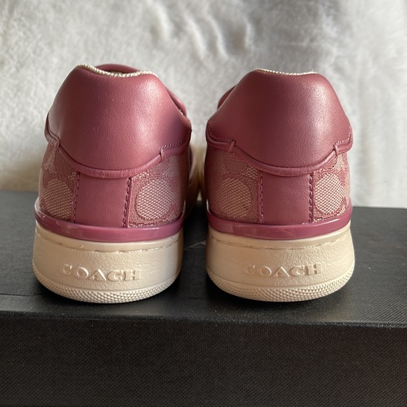 NWT in box Coach slip-on sneakers size 7.5 - Picture 4 of 6
